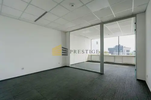 Warszawa ,  Wioślarska   4