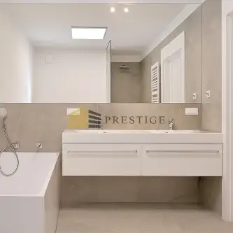 Warszawa ,  Królowej Marysieńki   12