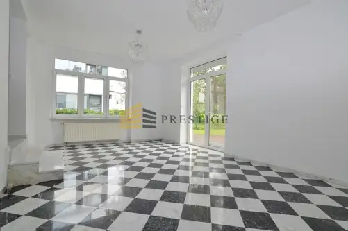 Warszawa ,  Królowej Marysieńki   3