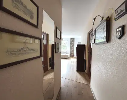 Gdynia ,  Modrzewiowa   15