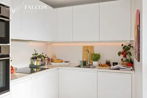 Poznań ,  Bnińska   4