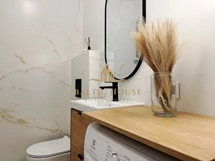 Gdynia ,  Gniewska   8