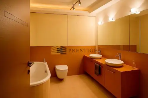 Warszawa ,  Krańcowa   7