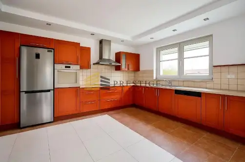 Bielawa ,  Warszawska   7