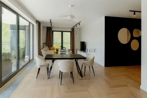 Warszawa ,  Grzybowska   3