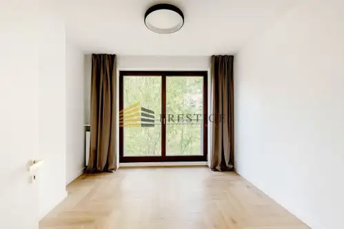 Warszawa ,  Grzybowska   8