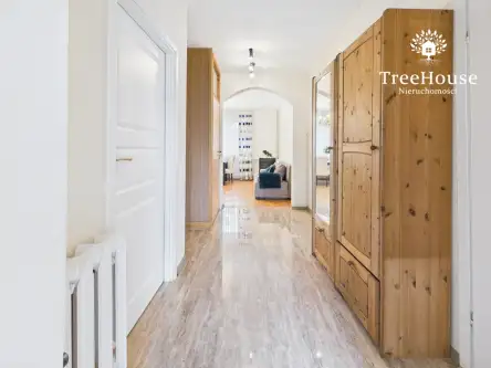 Dąbrówno ,  Dworcowa   10