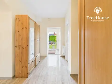 Dąbrówno ,  Dworcowa   11