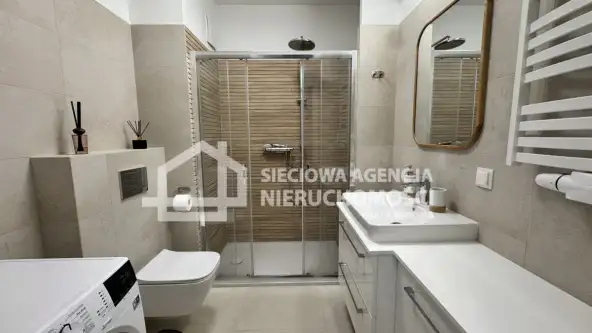 Gdynia ,  Małokacka   11