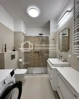 Gdynia ,  Małokacka   12