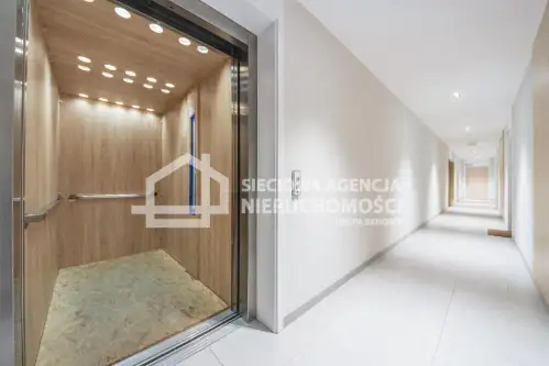 Gdynia ,  Antoniego Abrahama   15