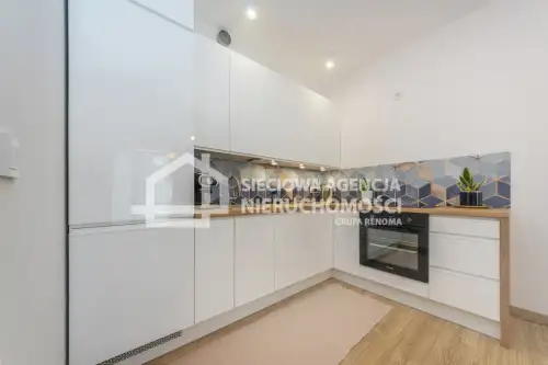 Gdynia ,  Antoniego Abrahama   6