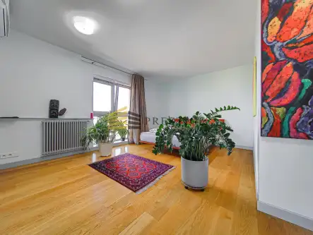 Warszawa ,  Jana Pawła Woronicza   8