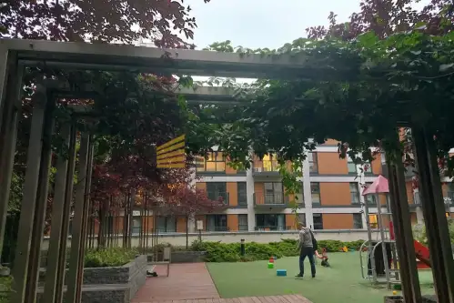 Warszawa ,  Jana Pawła Woronicza   7