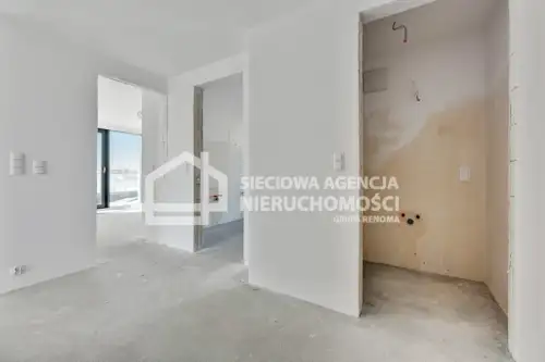 Gdynia ,  10 Lutego   9