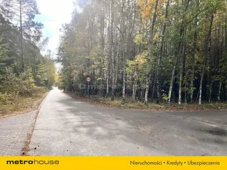 Powałki ,  Polna   4