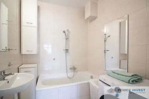 Kraków ,  Aleja Pokoju   11