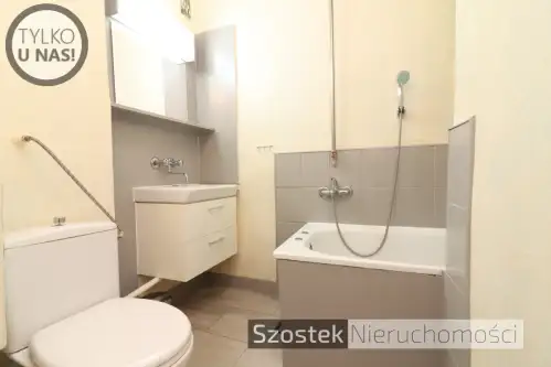 Częstochowa ,  Aleja Armii Krajowej   11