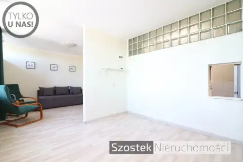 Częstochowa ,  Aleja Armii Krajowej   6