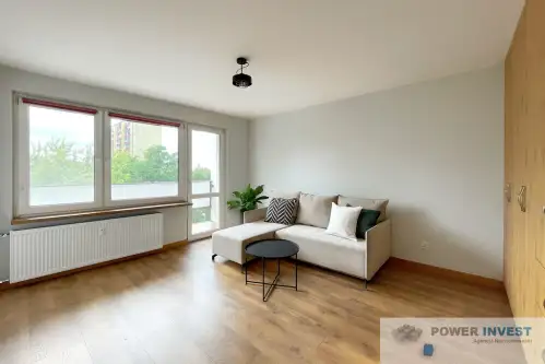 Kraków ,  Powstańców   3