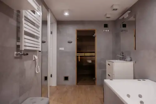 Lublin ,  Urzędowska   8