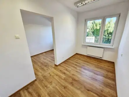 Wrocław ,  Brochowska   3