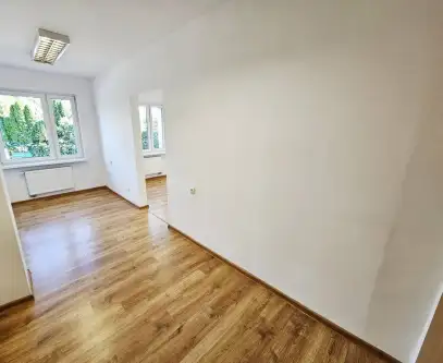 Wrocław ,  Brochowska   4