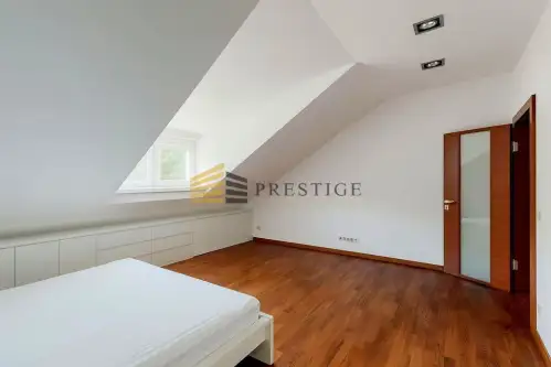 Warszawa ,  Macedońska   14