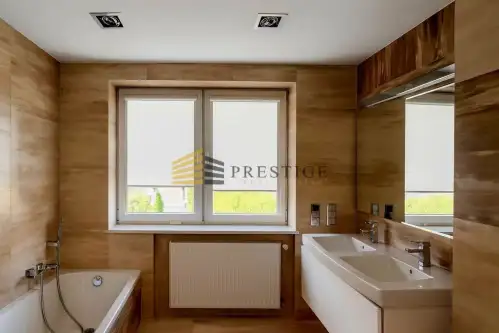 Warszawa ,  Macedońska   18