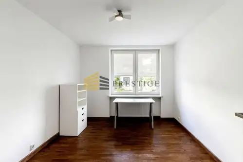 Warszawa ,  Macedońska   9