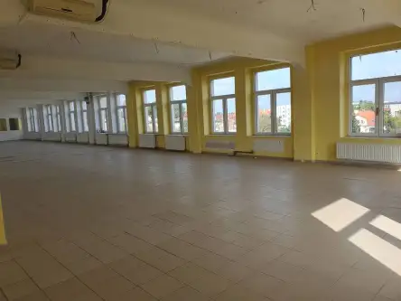 Brzeg ,  Łokietka   4