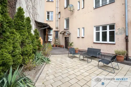 Gliwice ,  Jana Kochanowskiego   8