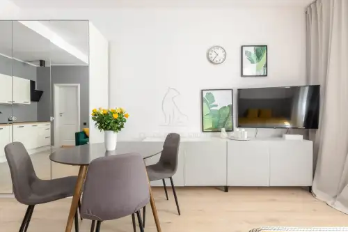 Poznań ,  Poznańska   4