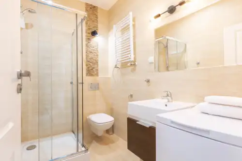 Poznań ,  Poznańska   7