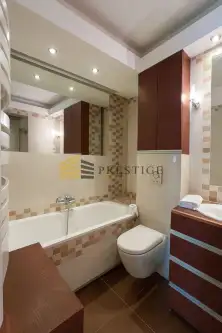 Warszawa ,  Renesansowa   8