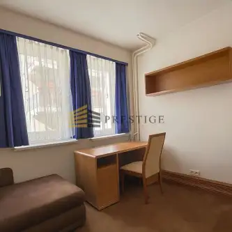 Warszawa ,  Renesansowa   5