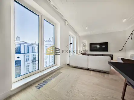 Warszawa ,  Foksal   5