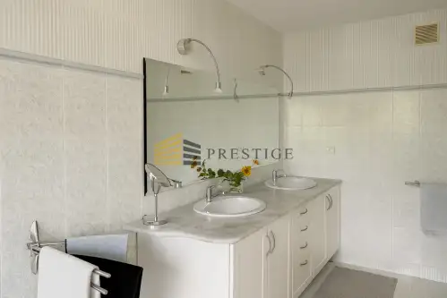 Warszawa ,  Modraszki   7