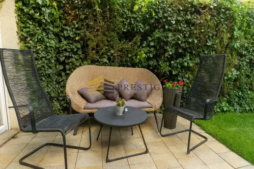 Warszawa ,  Modraszki   9