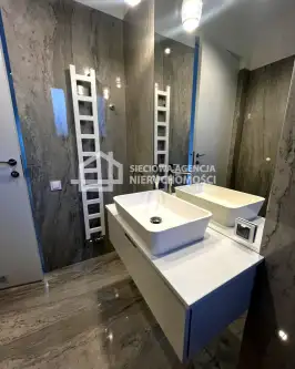 Gdynia ,  Henryka Sienkiewicza   11