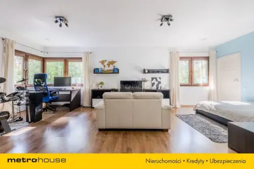 Warszawa ,  Żarecka   11