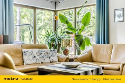 Warszawa ,  Żarecka   19