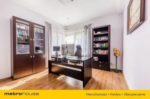 Warszawa ,  Żarecka   4