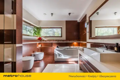 Warszawa ,  Żarecka   7