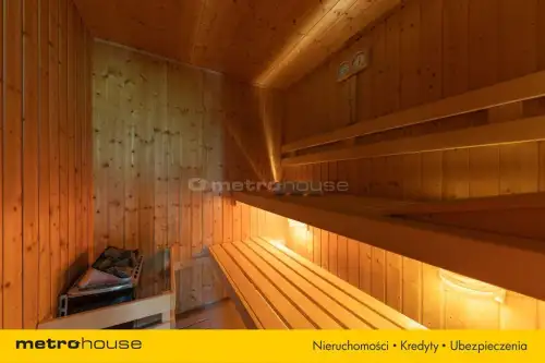 Warszawa ,  Żarecka   8