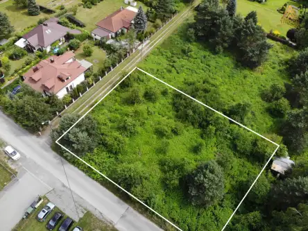 łoś ,  Spółdzielcza   3