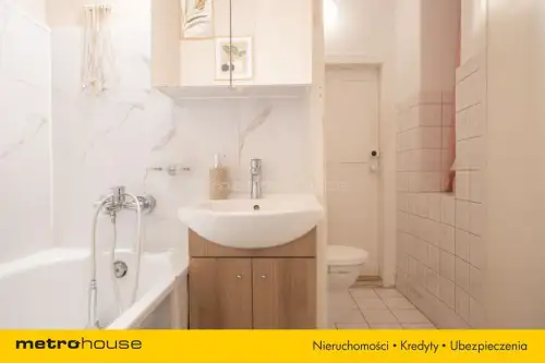 Wrocław ,  Gajowa   8