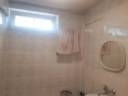 Warszawa ,  Władysława Broniewskiego   5