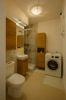 Warszawa ,  al. Aleje Jerozolimskie   4