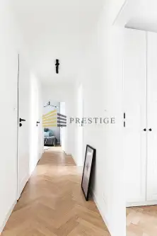 Warszawa ,  Hoża   5